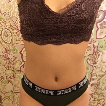Coquine de Nancy et son vibro pour plan cul torride
